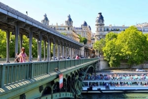 Paris : Visite du cimetière du Père Lachaise avec croisière sur la Seine