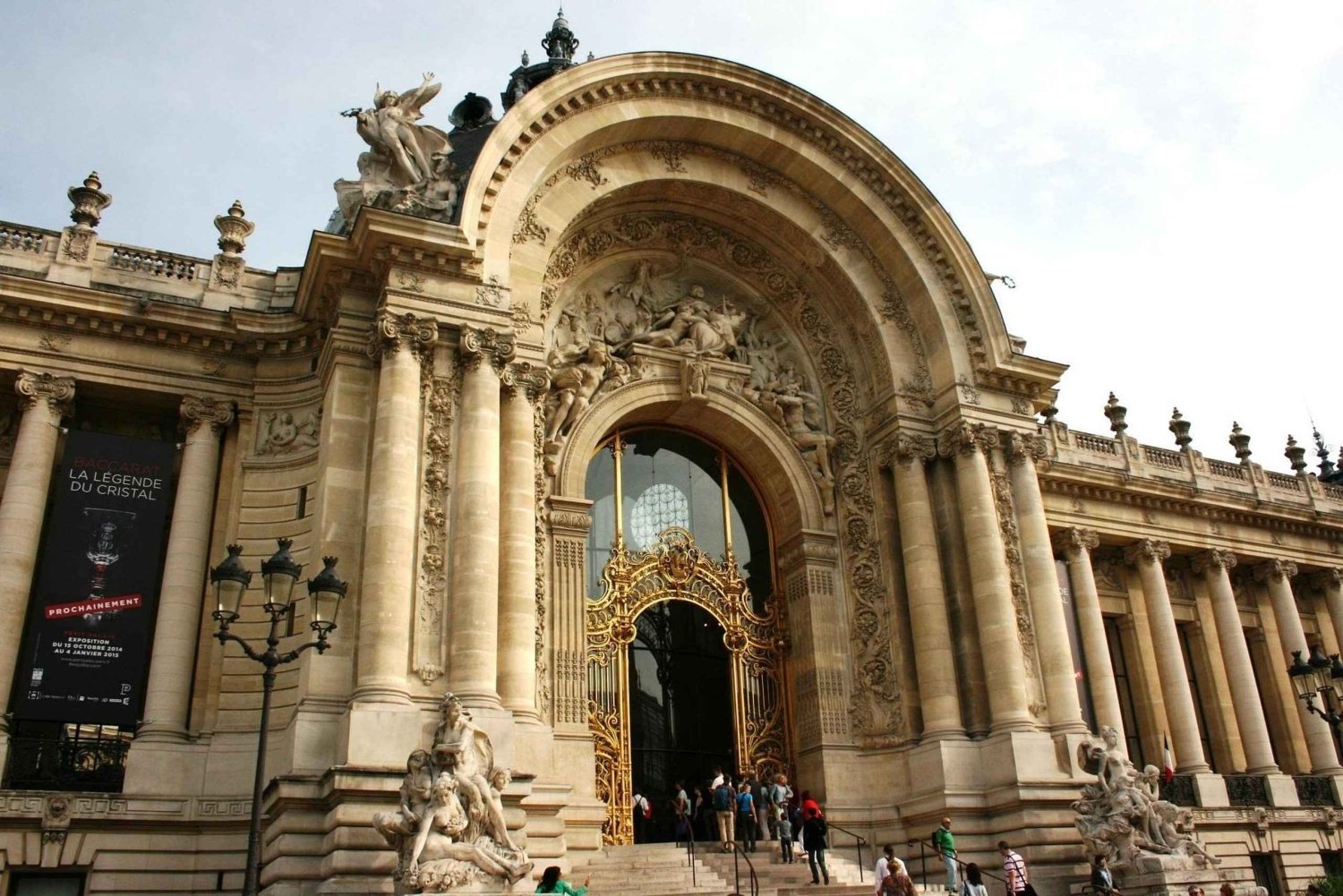 Pariisi: Palais: Petit Palais Special Exhibit Ticket & City Audio Tour