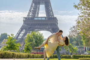 Paris: Fotoshooting rund um den Eiffelturm mit 55 bearbeiteten Fotos