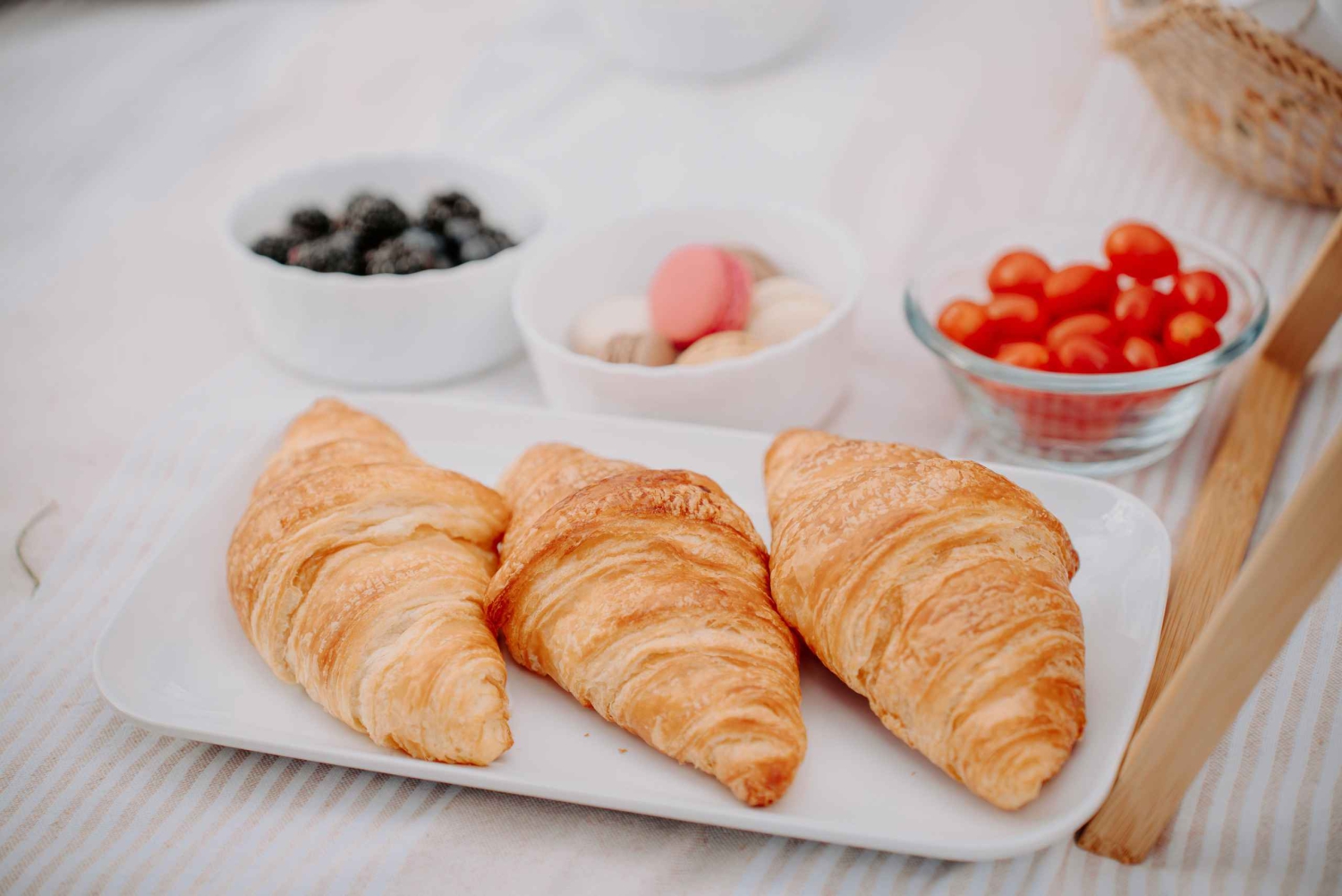 Paris - en picknick Picknickupplevelse framför Eiffeltornet