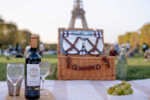 Paris - en picknick Picknickupplevelse framför Eiffeltornet