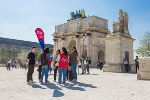 Paris: Louvre access with multilingual Host -Reserved access