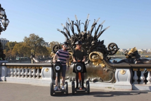 Paris: Private 1.5-Hour Sightseeing Segway Tour