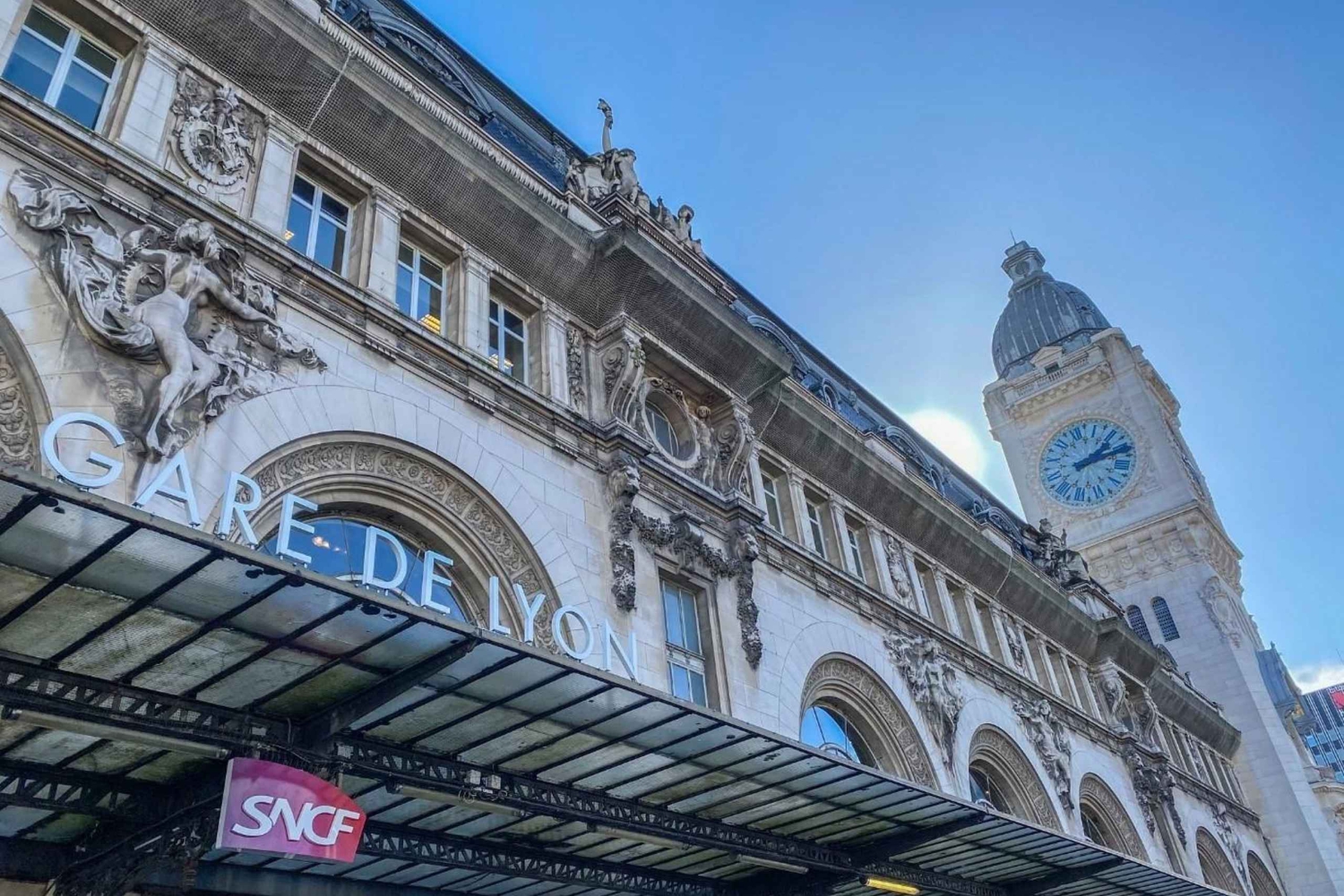 Paryż: Prywatny transfer z dworca kolejowego do hotelu w jedną stronę