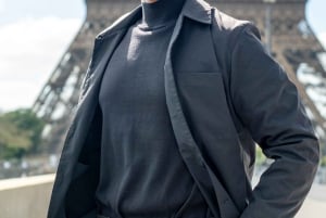 Paris: Private Eiffel Tower Express Photoshoot