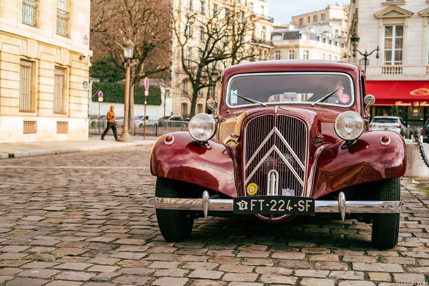Paris: Privat omvisning med byomvisning i en Traction Avant eller DS 21