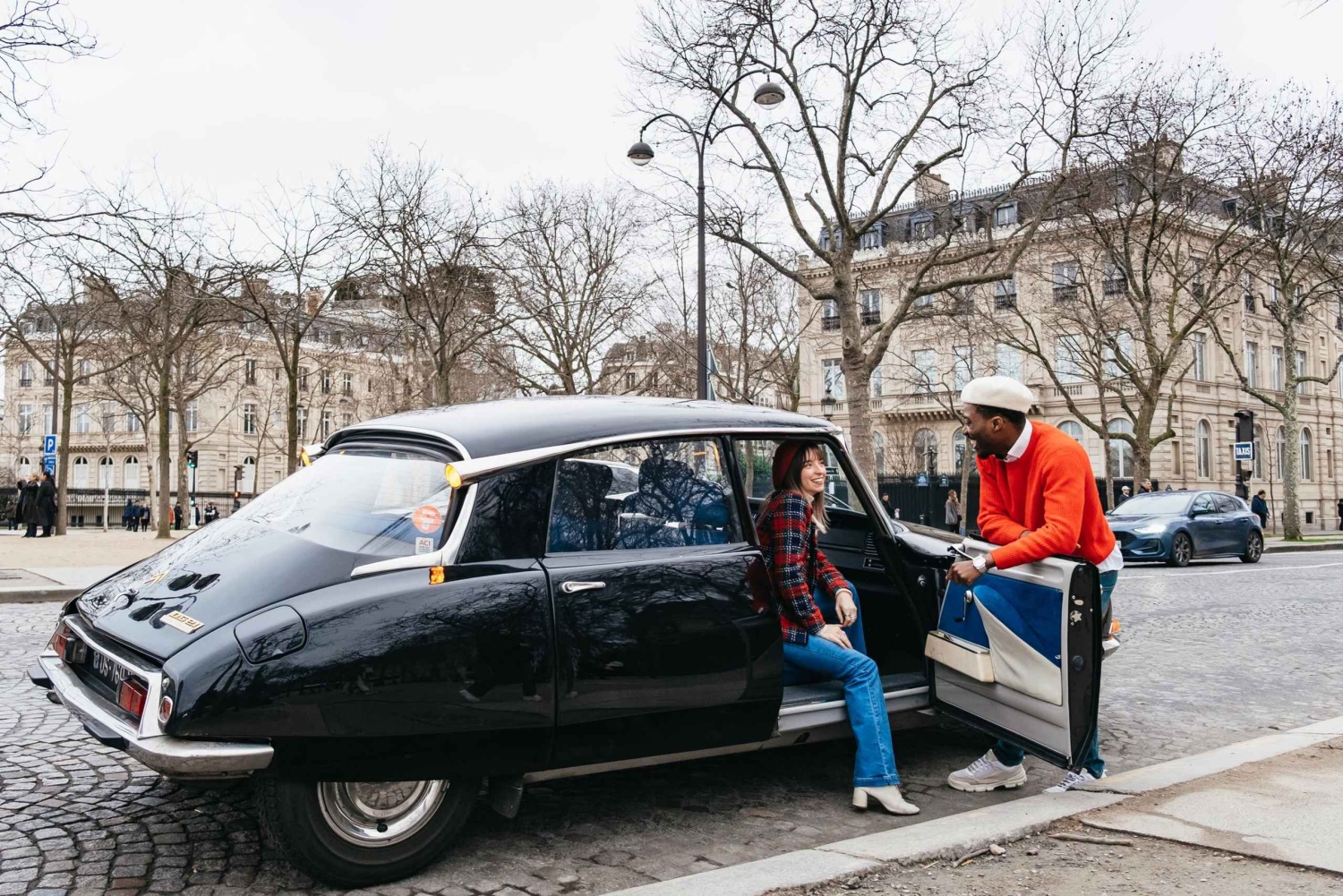 Paris: Privat omvisning med byomvisning i en Traction Avant eller DS 21