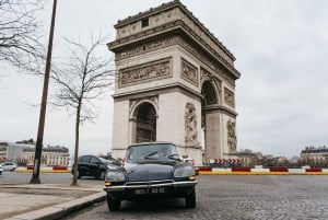 Paris: Private Guided City Tour in a Traction Avant or DS 21