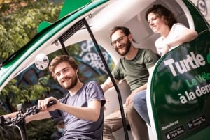 Paris: Private guided tour in Rickshaw bike - Gustave Eiffel