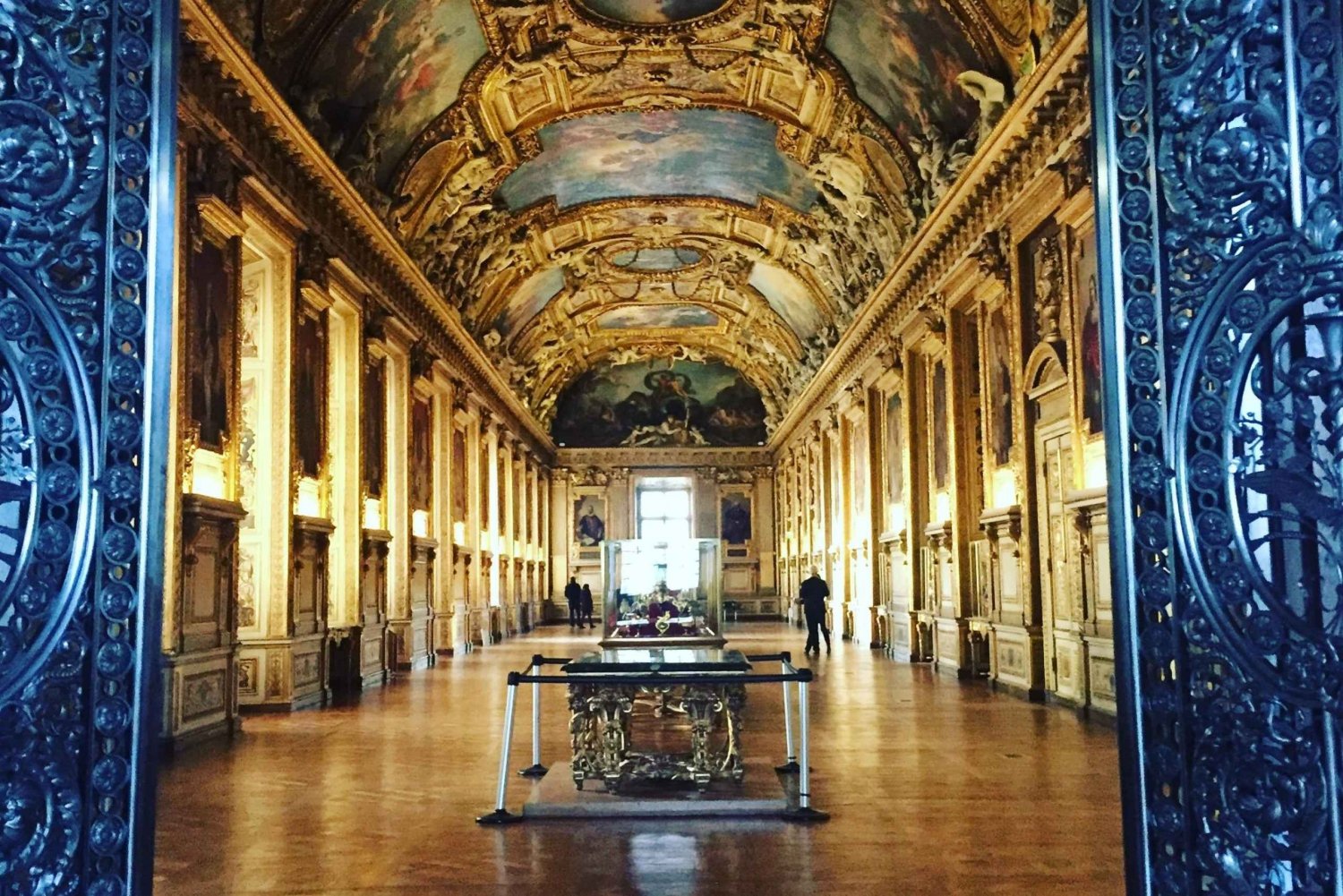 Paris: Louvre Museum Guided Tour& Entry Ticket