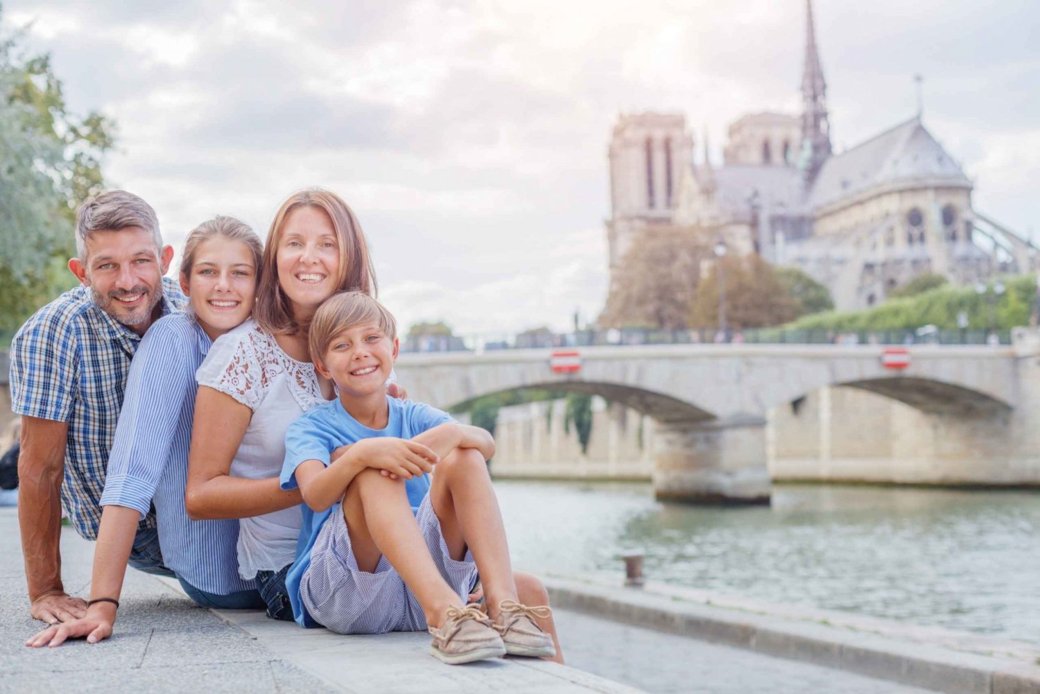 Paris: Private Family Tour, Highlights & the best Museum