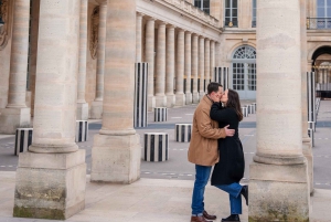 Paris: Private Photo Shoot with a Professional Photographer