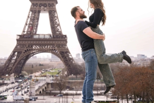 Paris: Private Photo Shoot with a Professional Photographer