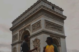 Paris: Private Photoshoot at Secret Spots and Hidden Gems