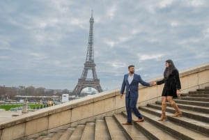 Paris: Private Photoshoot at the Eiffel Tower