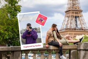 Paris: Private Photoshoot at the Eiffel Tower