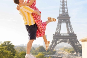 Paris : séance photo privée à la Tour Eiffel
