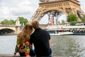 Paris : séance photo privée à la Tour Eiffel
