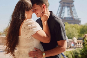 Paris : séance photo privée à la Tour Eiffel