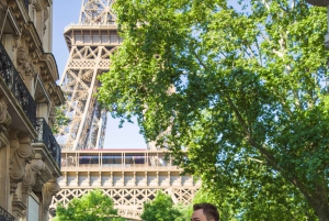 Paris : séance photo privée à la Tour Eiffel
