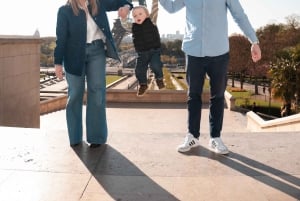 Pariisi: Yksityinen valokuvaussessio Eiffel-tornin lähellä, 55 kuvaa