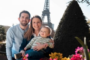 Pariisi: Yksityinen valokuvaussessio Eiffel-tornin lähellä, 55 kuvaa