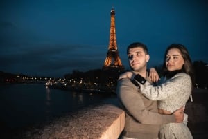 Pariisi: Yksityinen valokuvaussessio Eiffel-tornin lähellä, 55 kuvaa