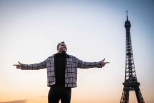 Paris: Private Photoshoot Near the Eiffel Tower