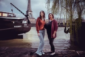 Paris: Private Photoshoot Near the Eiffel Tower