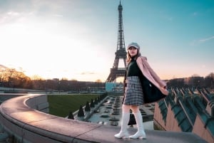 Paris: Private Photoshoot Near the Eiffel Tower