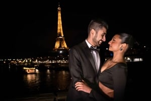 Paris: Private Photoshoot Near the Eiffel Tower