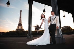 Paris: Private Photoshoot Near the Eiffel Tower