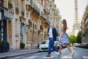 Paris : Private Professional Photoshoot at the Eiffel Tower