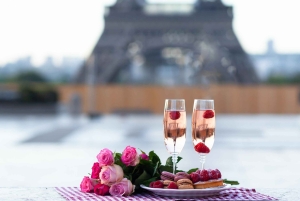 Paris : séance photo professionnelle privée à la tour Eiffel