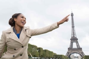 Paris : séance photo professionnelle privée à la tour Eiffel