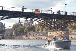 Paris: Cruzeiro privado no rio Sena com Paris Seine