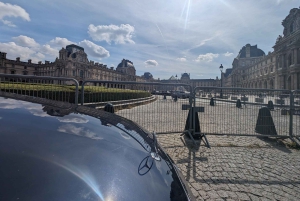 パリ：運転手付き車でのプライベートツアー