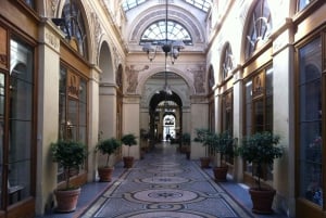 Pariisi: Opas: Yksityinen kierros paikallisen oppaan kanssa