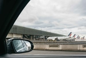 Paris: Private Transfer to/from Charles de Gaulle Airport