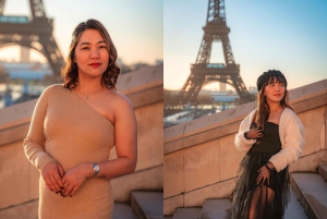 Paris: Professional Photoshoot with the Eiffel Tower