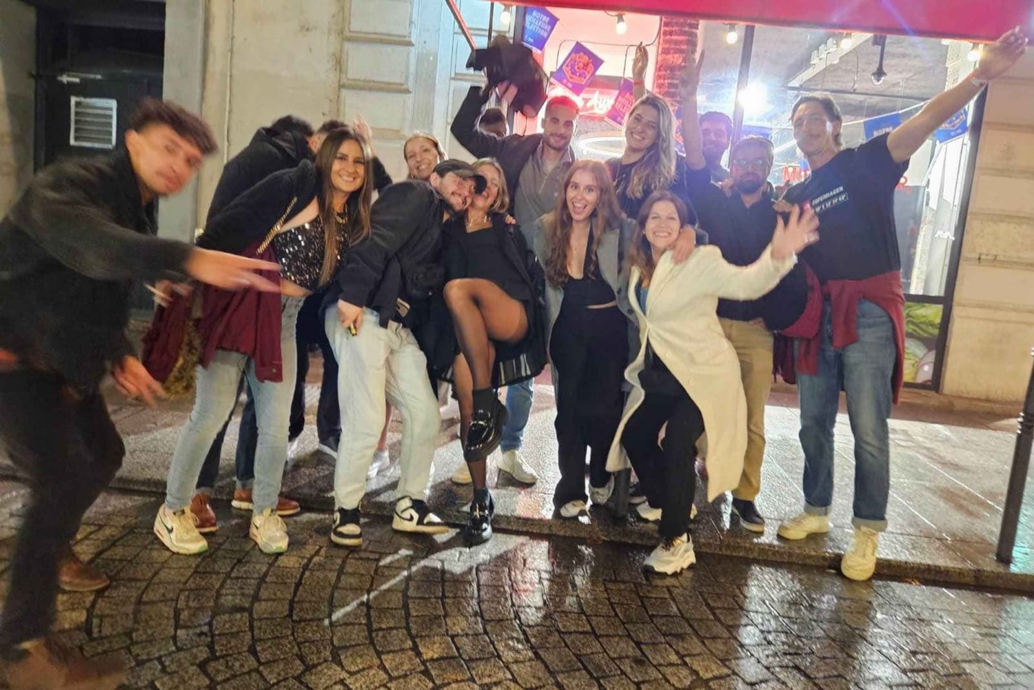 Париж: Поход по пабам с шотами и входом в ночные клубы