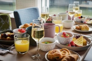 Париж: Романтический круиз с ужином из 3 блюд по Сене