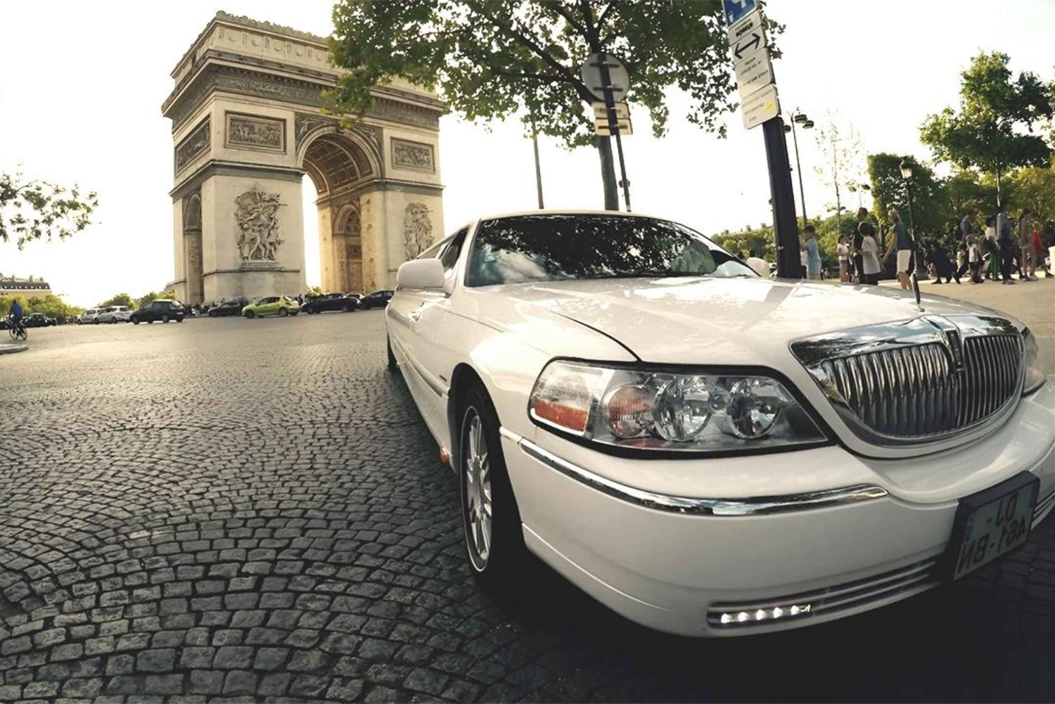 Париж: Романтический тур на лимузине