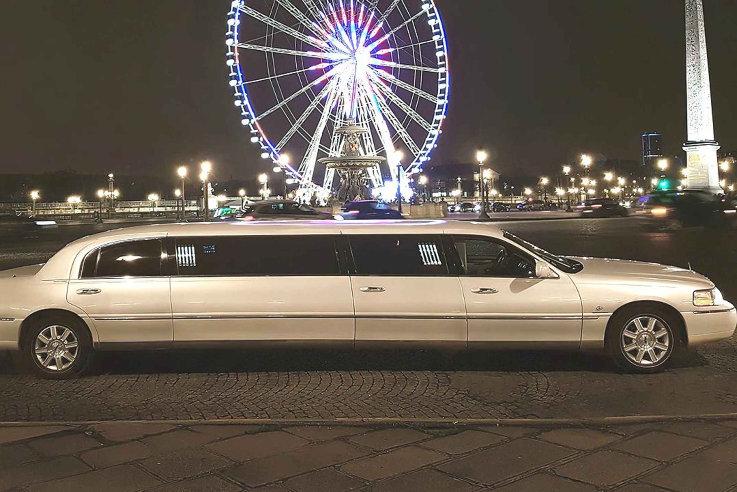 Париж: Романтический тур на лимузине