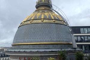 Paris: Rooftop Tour with Welcome Drink and Sparkling Toast