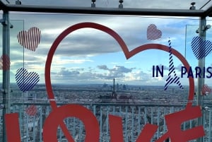 Paris: Rooftop Tour with Welcome Drink and Sparkling Toast