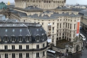 Paris: Rooftop Tour with Welcome Drink and Sparkling Toast