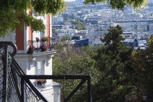 Paris: Sacré-Coeur and Montmartre Tour with Expert Guide