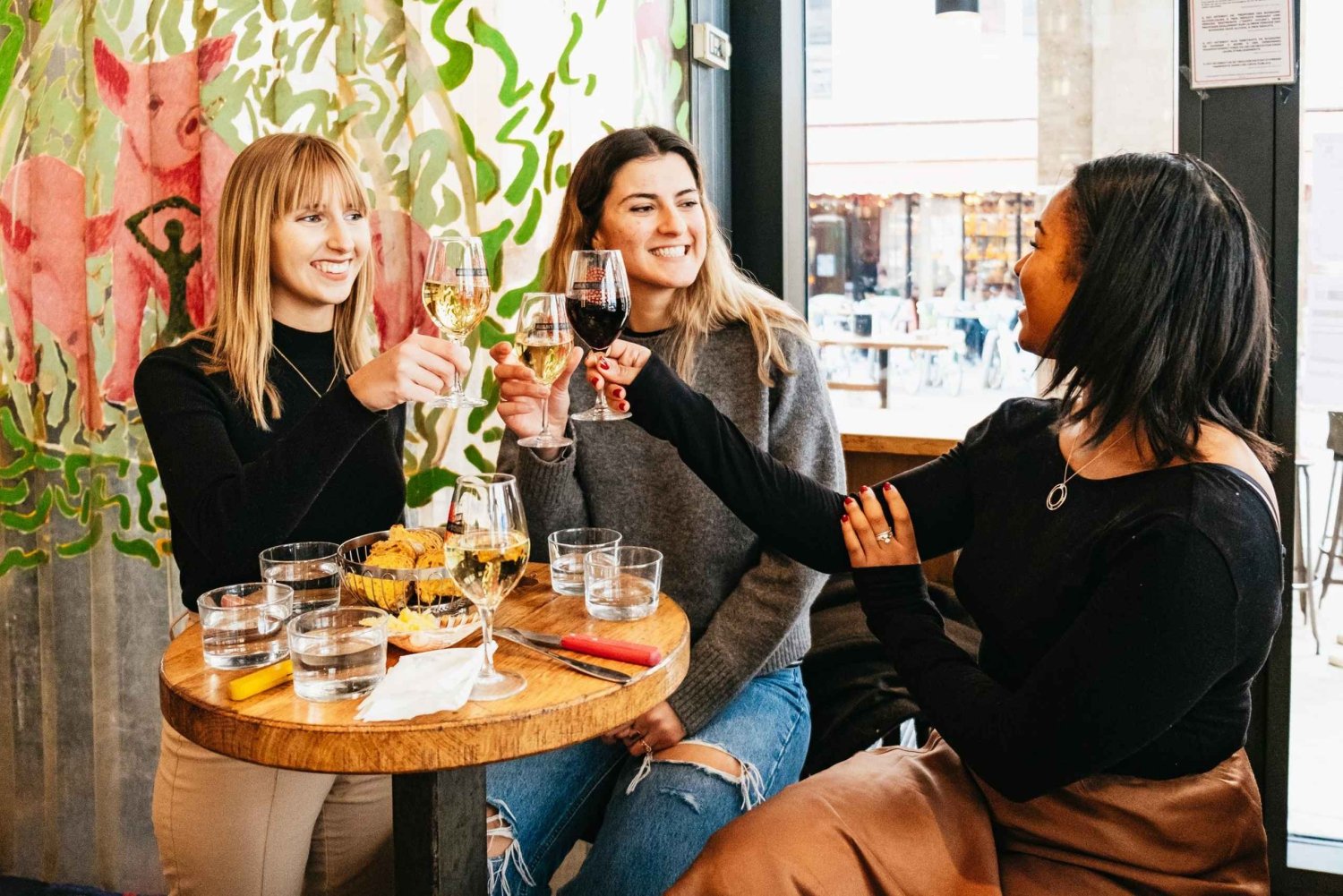 Paris: Saint Germain des Prés Guided Foodie Walking Tour