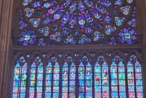 Pariisi: Sainte-Chapellen sisäänpääsy ja Notre Damen ulkokierros